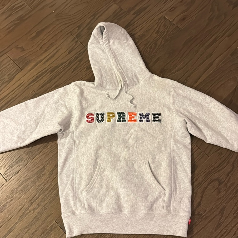 Supreme Hoodie Medium